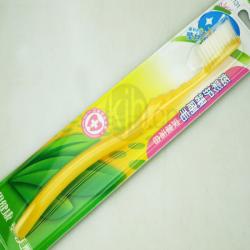 萬(wàn)福寶健流線(xiàn)防滑牙刷